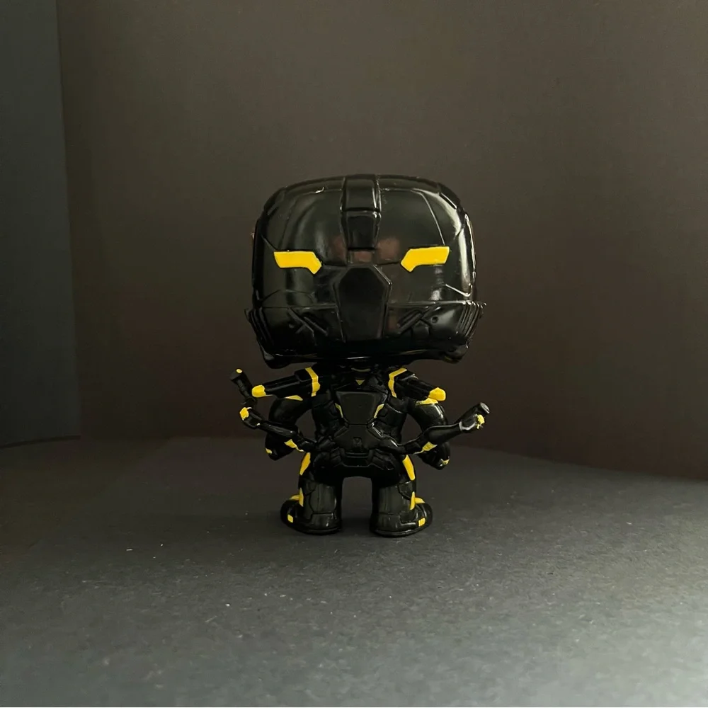 Funko Pop Marvel YellowJacket - Picture 3 of 5